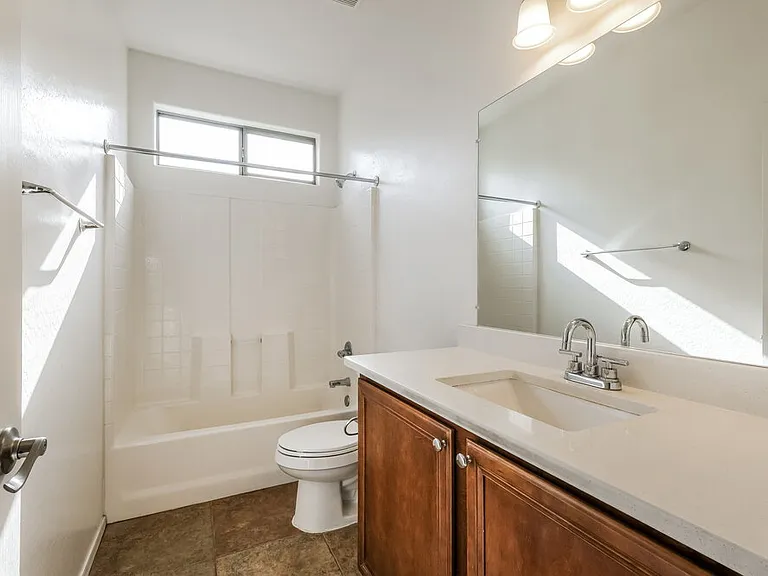 14079 W Bloomfield Rd — Photo 15