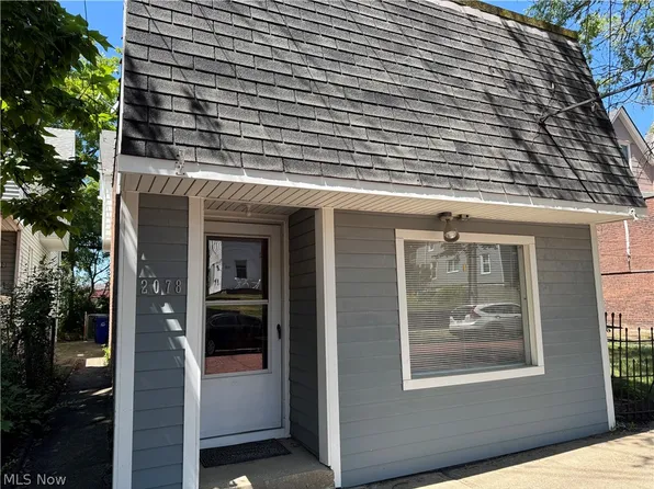 2078 Murray Hill Rd, Cleveland, OH 44106