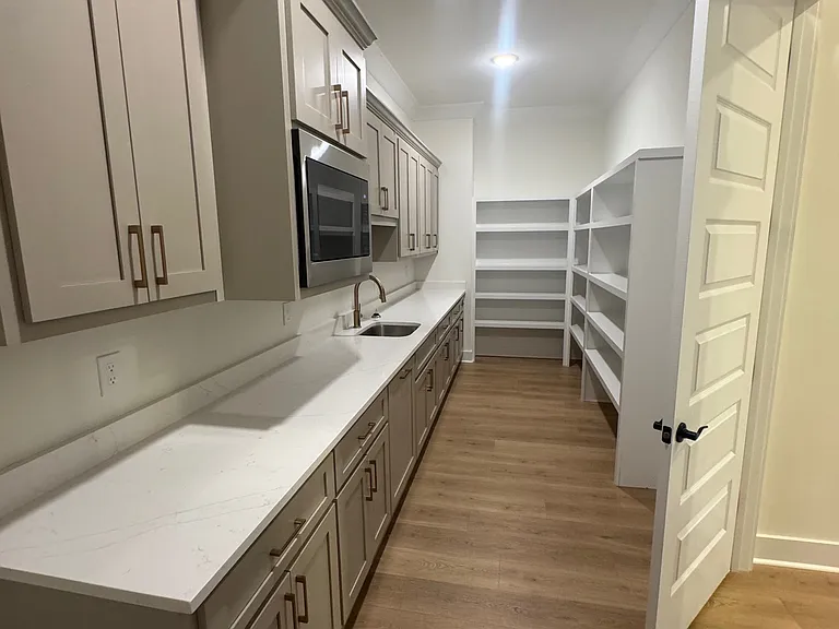 16 Saint Cloud Way — Photo 6