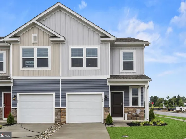 100 Willett Hollow St, Stephens City, VA 22655