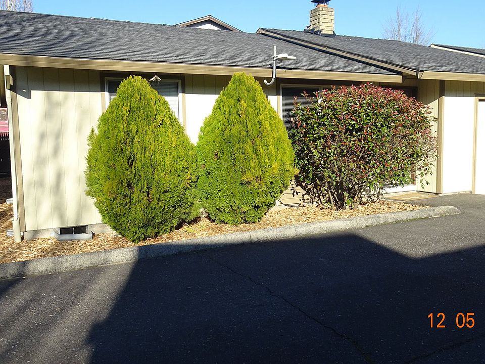 1st image of 906 NE 21st Ave