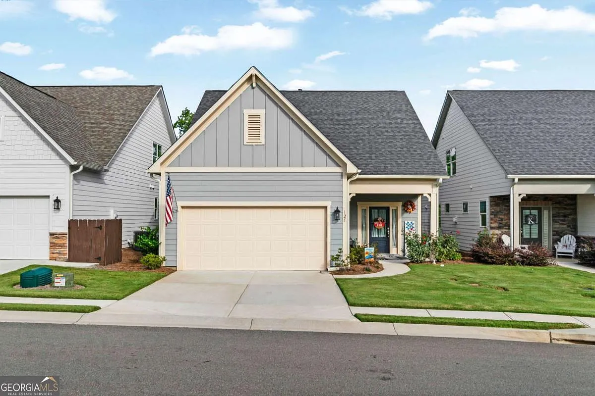 125 Grand Cir photo 1