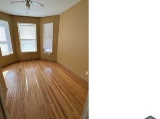 4030 W Grenshaw St #1, Chicago, IL 60624