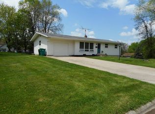 109 Melody Rd, Edgerton, WI 53534