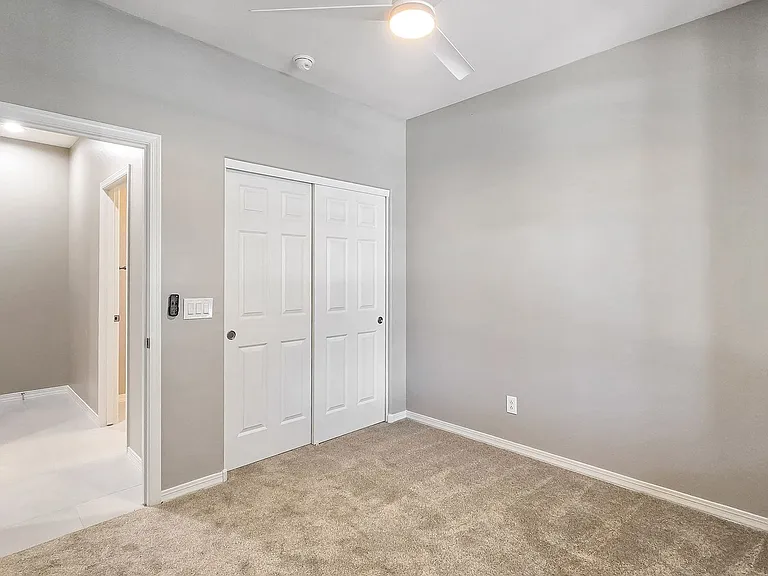 17878 W Desert Wind Dr — Photo 8