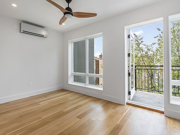 5th image of 627 Halsey St #4
