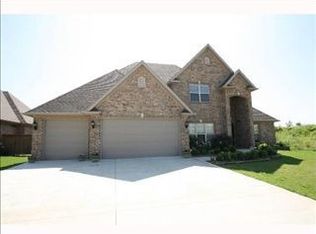 601 SE Fullerton St, Bentonville, AR 72712