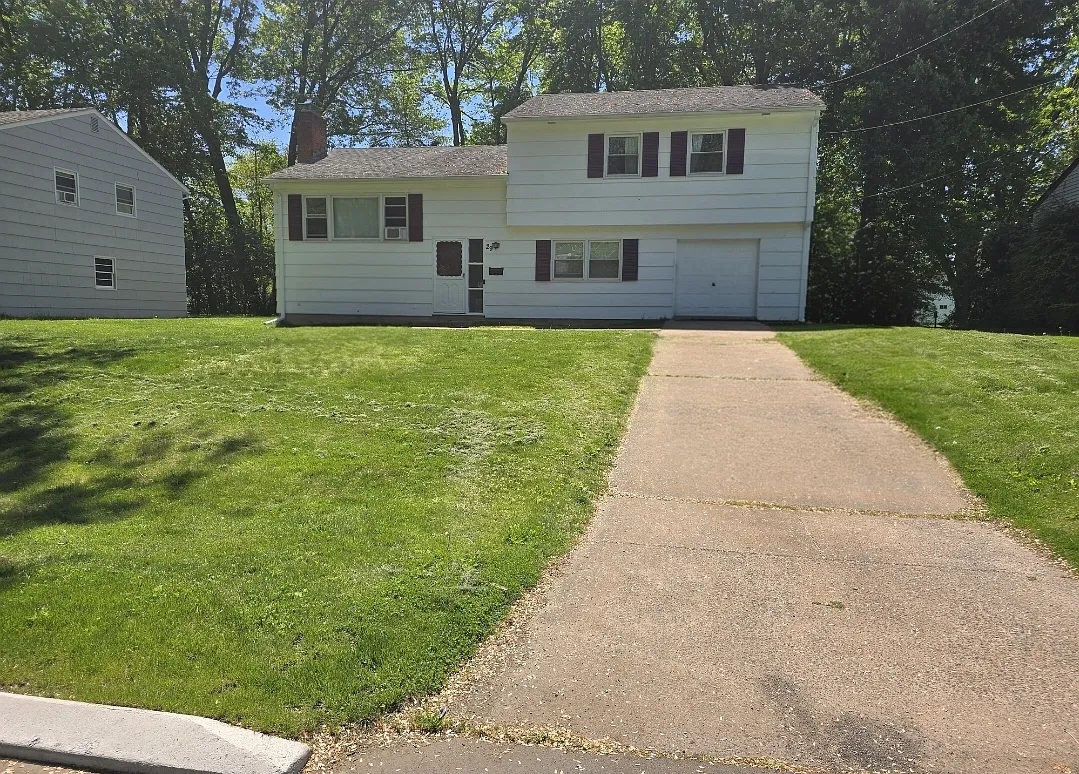 Building Photo - 29 Lyman Rd