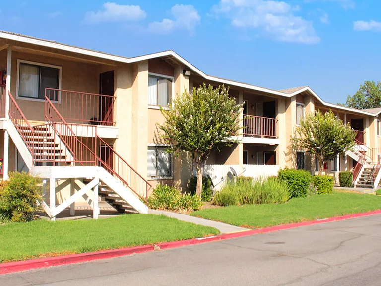 Mountain Gate Apartments — Photo 40