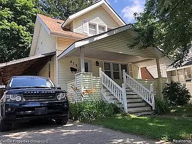 913 Knowles St — Photo 4