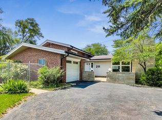 211 S Linden Ave, Elmhurst, IL