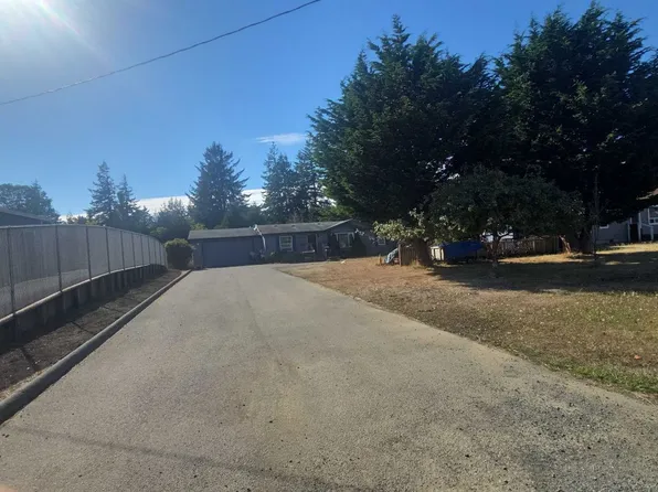 2123 26th St, Coos Bay, OR 97420
