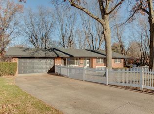 801 Blue Ridge Dr, Belleville, IL 62223