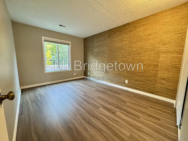 14575 SW Walker Rd #B12 — Photo 10