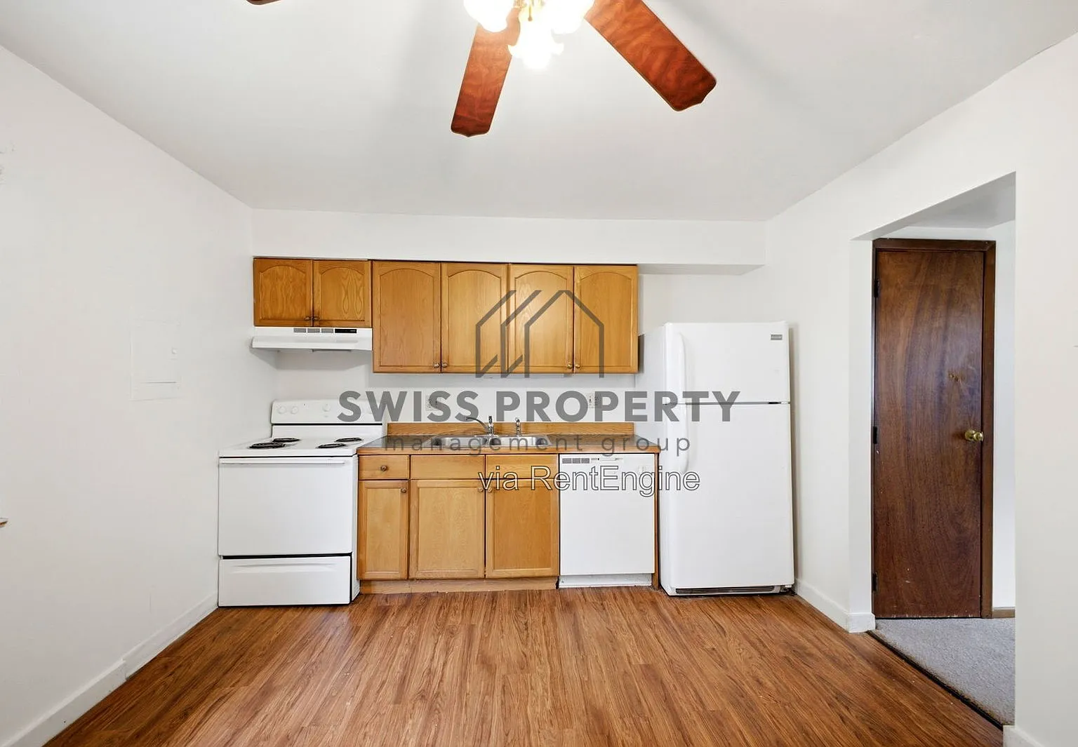 2 bed, 1.0 bath, 900 sqft, $1,000 — Photo 4