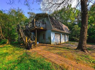 7004 Marshall Creek Rd, Patoka, IL 62875