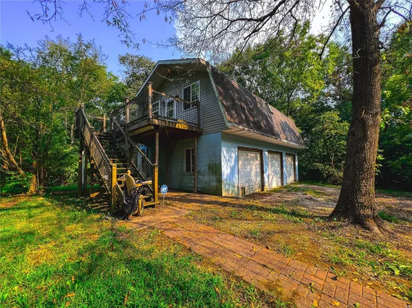 7004 Marshall Creek Rd, Patoka, IL 62875