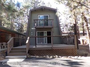 276 Cedar Ln, Sugarloaf, CA 92386