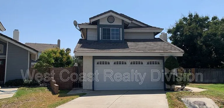 7049 Arlington Pl — Photo 1