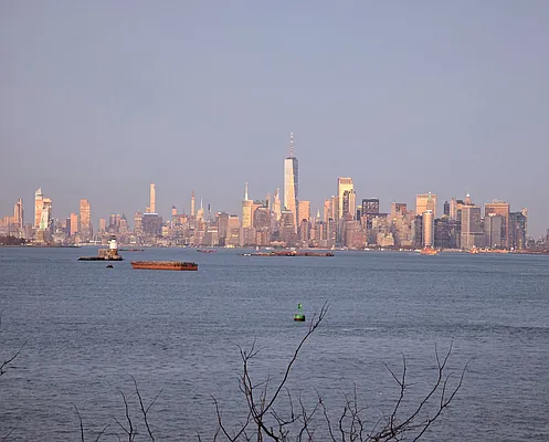 Rented by Brooklyn Property Group LLC | media 25