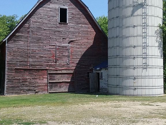 5th image of 10863 County Highway 49