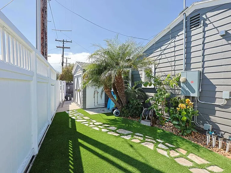 340 Glorietta Pl — Photo 55