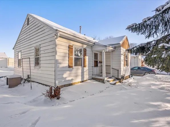 1230 Avon Ave, Waterloo, IA 50703