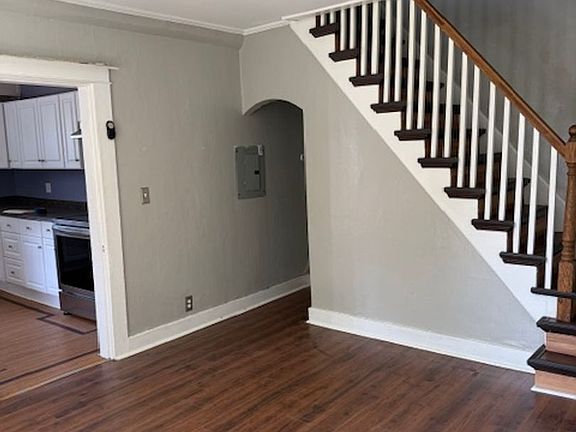 4th image of 224 Broad St APT 9