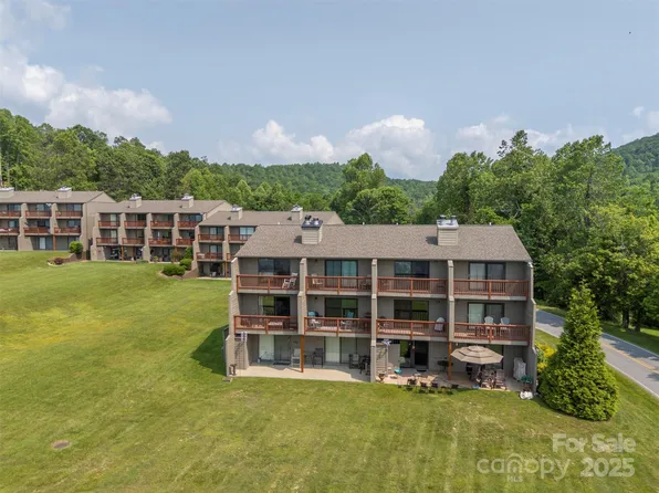 2881 White Oak Mountain Rd Unit D5, Columbus, NC 28722