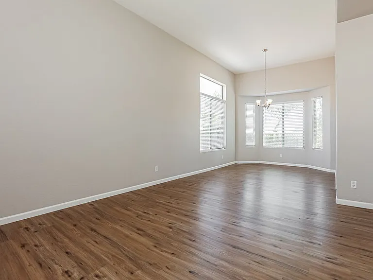 4091 E Carriage Way — Photo 4