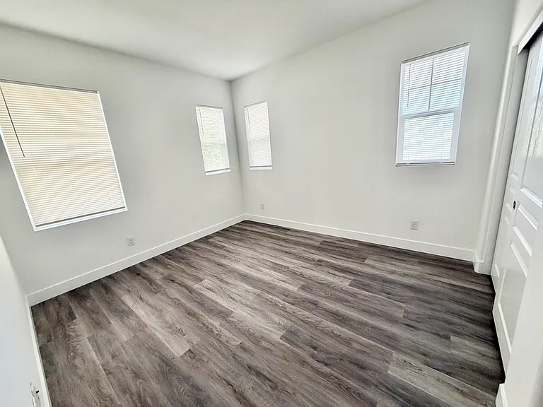 8848 Citrus St — Photo 16