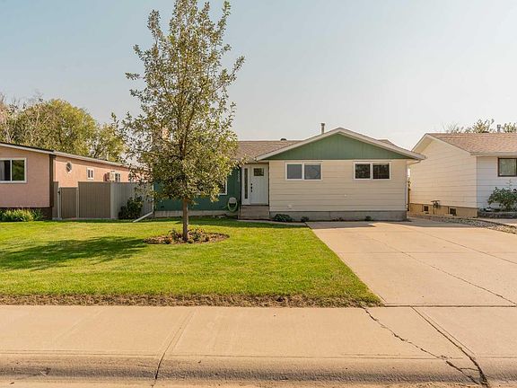 2nd image of 4820 62nd Ave