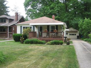 4003 Columbia Rd, North Olmsted, OH 44070