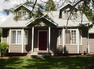 205 Spring Oak Way, Merlin, OR 97532