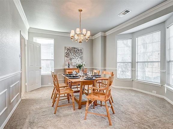 4th image of 2670 Pinehurst Dr
