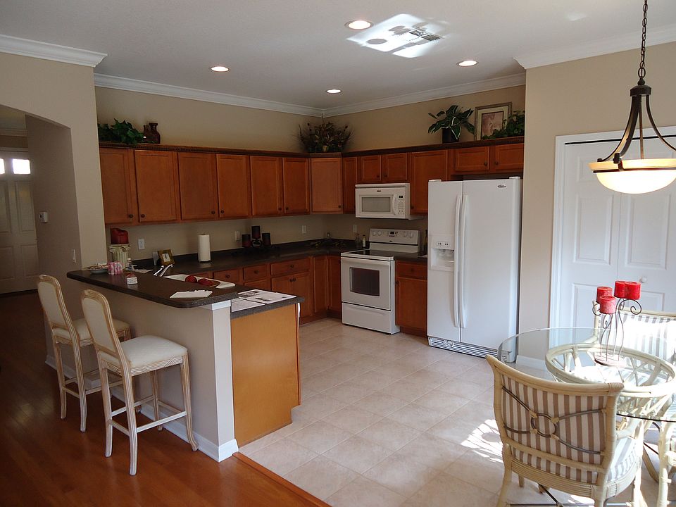 2nd image of 3624 Pine Knot Dr