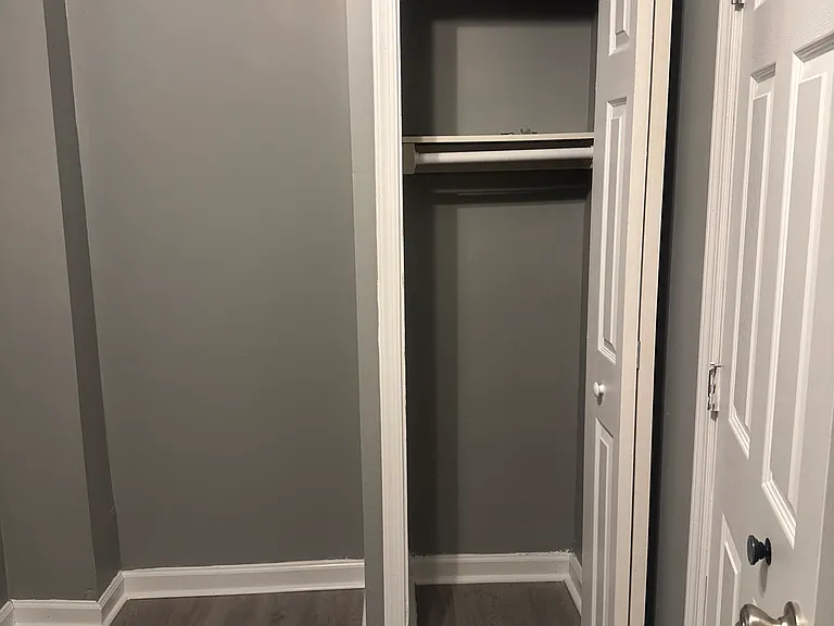 Office Room (View 1)