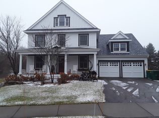 455 Harvest Grn, Stillwater, MN 55082
