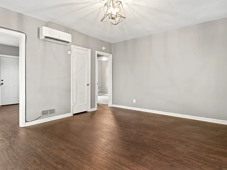 5130 N Williams Ave #5 — Photo 5
