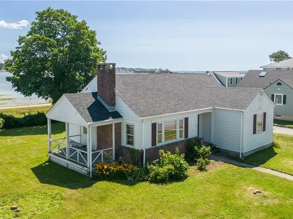110 Eustis Ave, Newport, RI 02840
