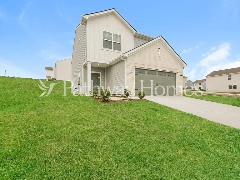 1058 Large Poppy Dr — Photo 2