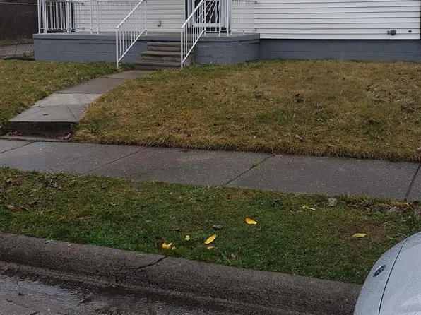 3007 Spruce St, Inkster, MI 48141