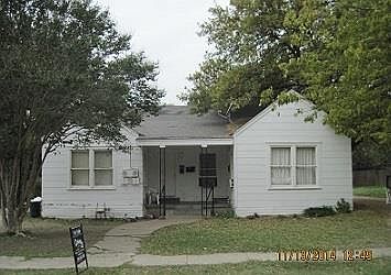 1st image of 108 S Abbott St