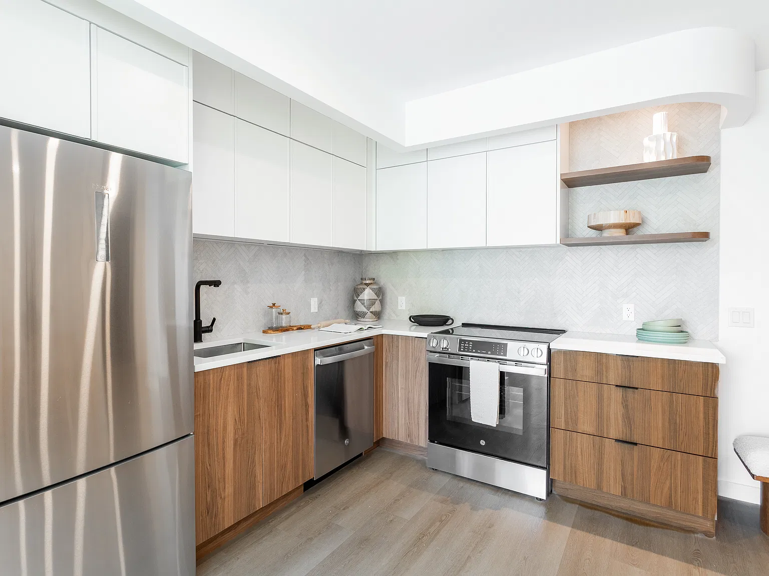 953 Dean Street — Photo 3