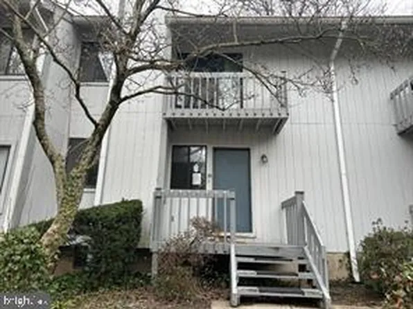 35 Harwood Ln #Dd, Clementon, NJ 08021