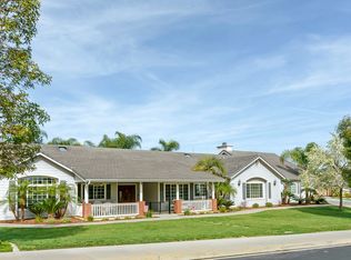 223 Sky Country Ct, Fallbrook, CA 92028