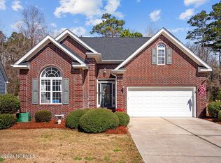 1112 Mill Run Rd, Sneads Ferry, NC 28460