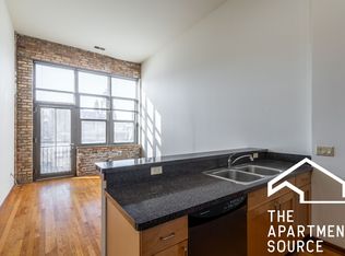 2934 N Milwaukee Ave #8, Chicago, IL 60618