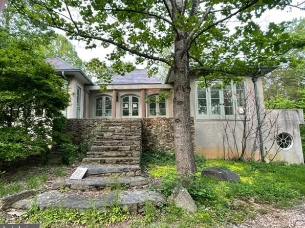 28 Hilltop Ln, Washington, VA 22747