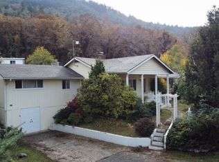 858 Glenbrook Loop Rd, Riddle, OR 97469